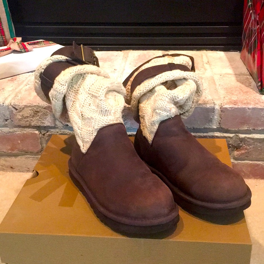 Ugg Cassidee ONE DAY SALE. EXPIRES MIDNIGHT 12/15/2021!!!
